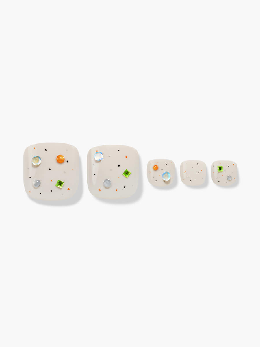 Finger Suit Cereal Pedi | 穿戴甲(腳甲)| Press On Pedicure