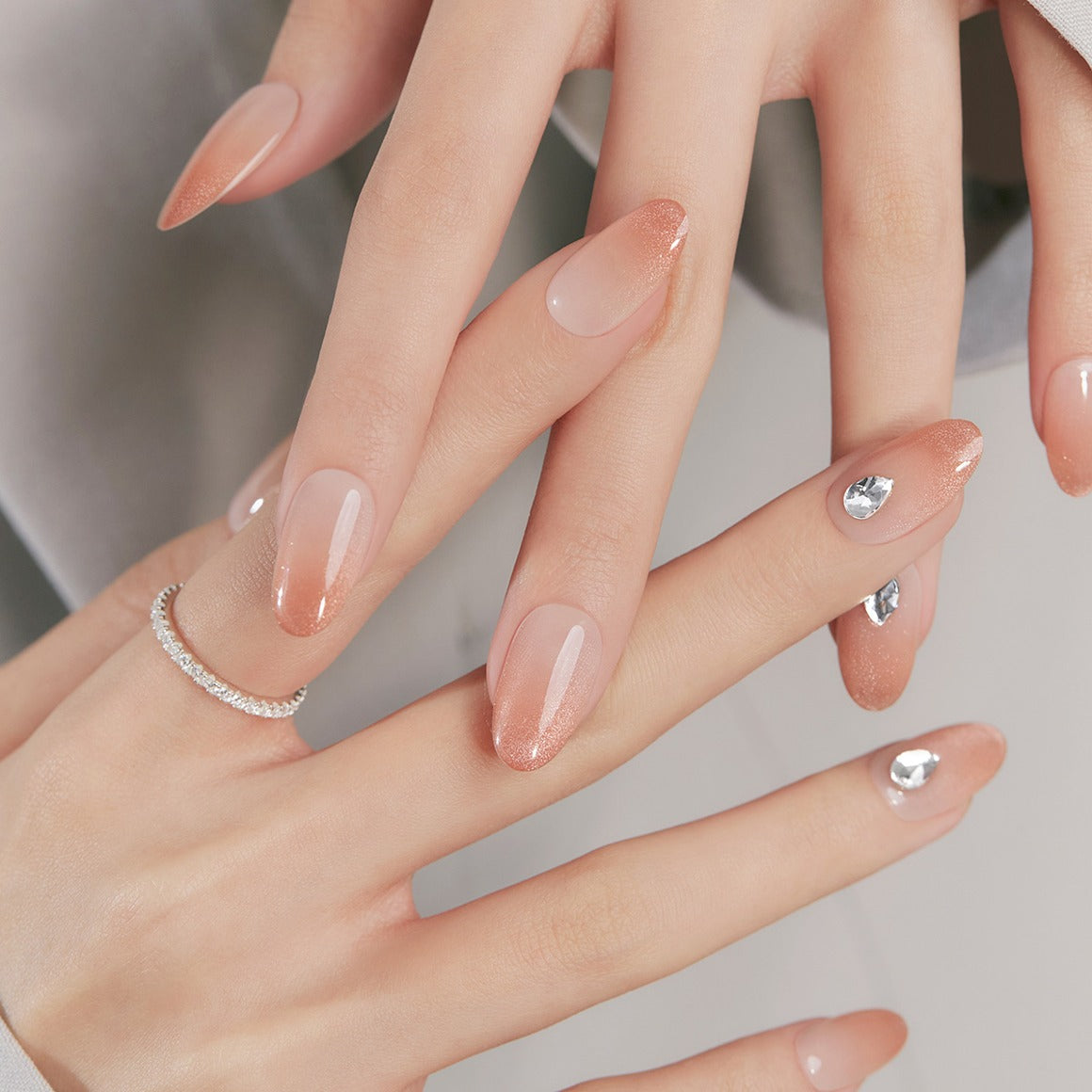Dashing Diva Magic Press-Attention Brown (Almond) | 穿戴甲| Press On Nail