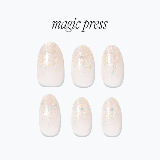 Dashing Diva Magic Press- Highlight (Almond) | 穿戴甲| Press On Nail