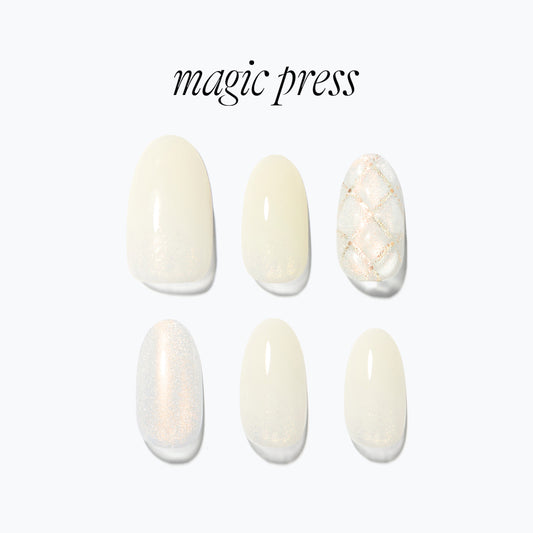 Dashing Diva Magic Press- Shimmer Quilting (Almond) | 穿戴甲| Press On Nail