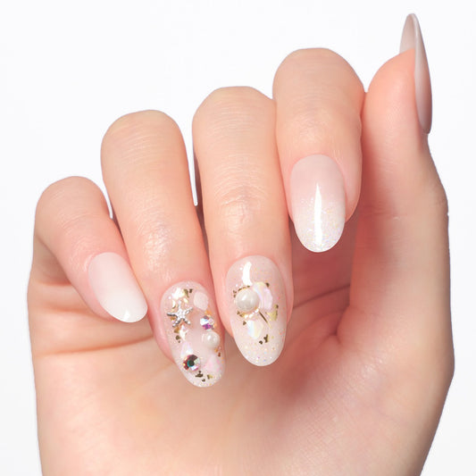 Dashing Diva Magic Press- White Beach (Almond) | 穿戴甲| Press On Nail