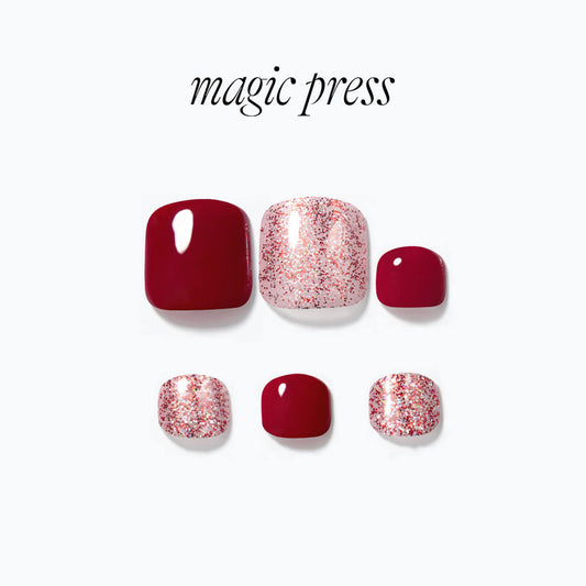 Dashing Diva Magic Press Pedicure- Glittering Red | 穿戴甲(腳甲)| Press On Pedicure