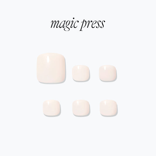 Dashing Diva Magic Press Pedicure- Milky Cream | 穿戴甲(腳甲)| Press On Pedicure