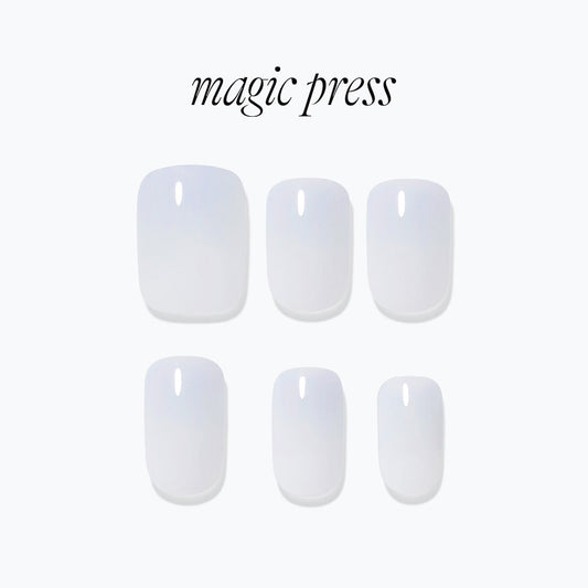Dashing Diva Magic Press- Airy Blue (Regular Round or Short Square) | 穿戴甲| Press On Nail