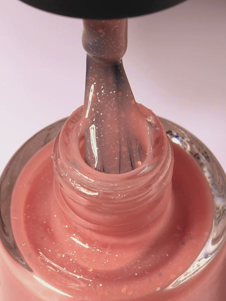 Finger Suit | Pink Piñata | 指甲油 | Glitter Nail Polish| 杏桃粉閃片指甲油 | 元氣日常