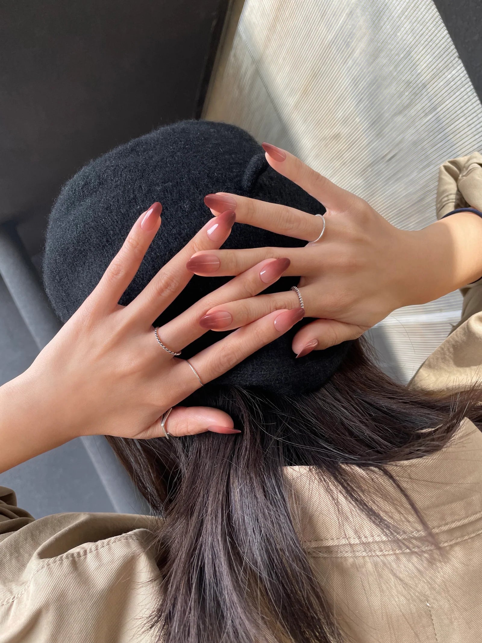 red press on nails