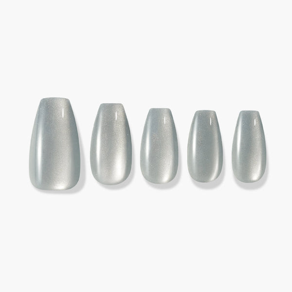 Best luxury press-on nails