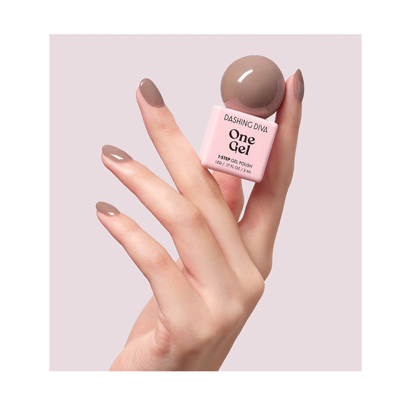 Dashing Diva One Gel Mini – Chestnut Cream｜栗子奶油裸棕 1-Step LED Gel 甲油 5ml