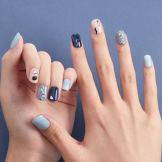 Dashing Diva Magic Press- Melting Blue (Regular Round) | 穿戴甲| Press On Nail