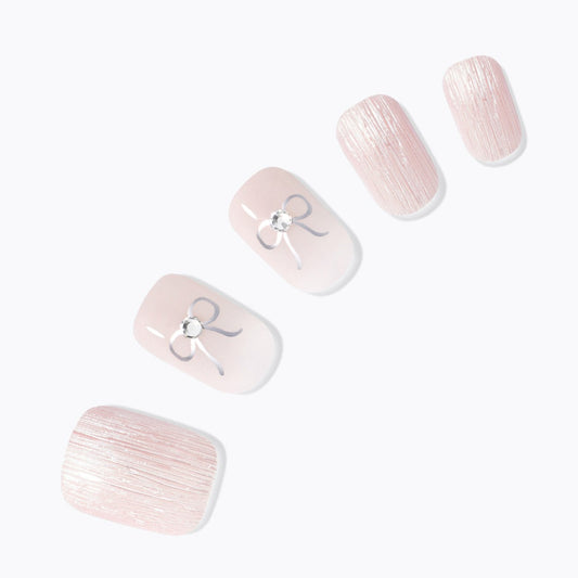 Dashing Diva Magic Press- Ribbon Pleats (Regular Round) | 穿戴甲| Press On Nail