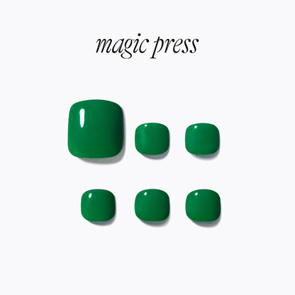 Dashing Diva Magic Press Pedicure- Green Day | 穿戴甲（腳甲）| Press On Pedicure