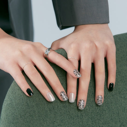 Dashing Diva Magic Press- Chic Tweed (Regular Round) | 穿戴甲| Press On Nail