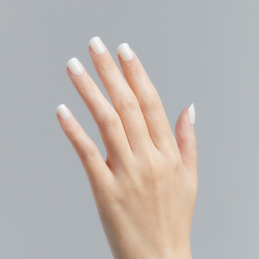 Dashing Diva Magic Press- Milk (short square) | 穿戴甲| Press On Nail