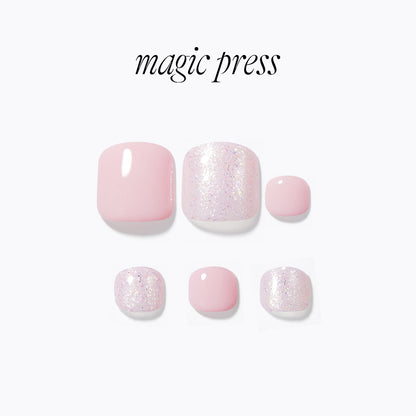 Dashing Diva Magic Press Pedicure- Glittering pink | 穿戴甲（腳甲）| Press On Pedicure