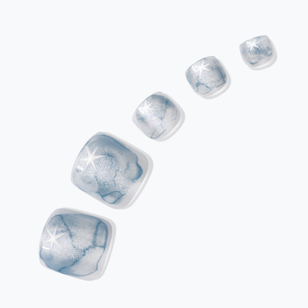 Gel press on toe nails