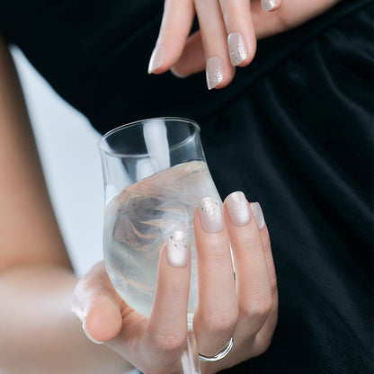 婚禮穿戴甲 