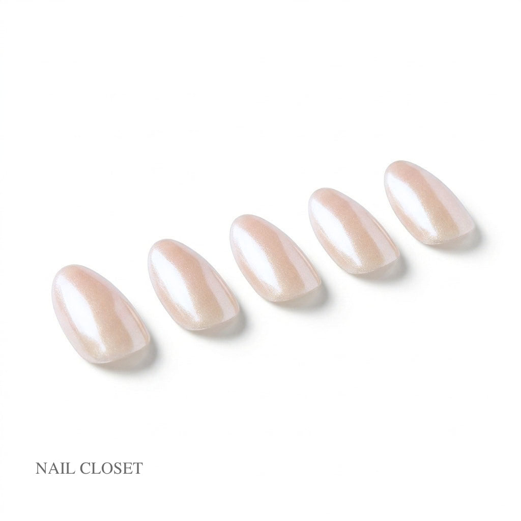 ohora Sand Pearl Short Oval pearl beige-pink gel press-on nails