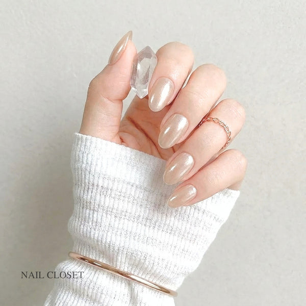 ohora Sand Pearl Short Oval pearl beige-pink gel press-on nails