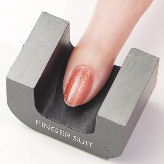 紅色貓眼指甲油